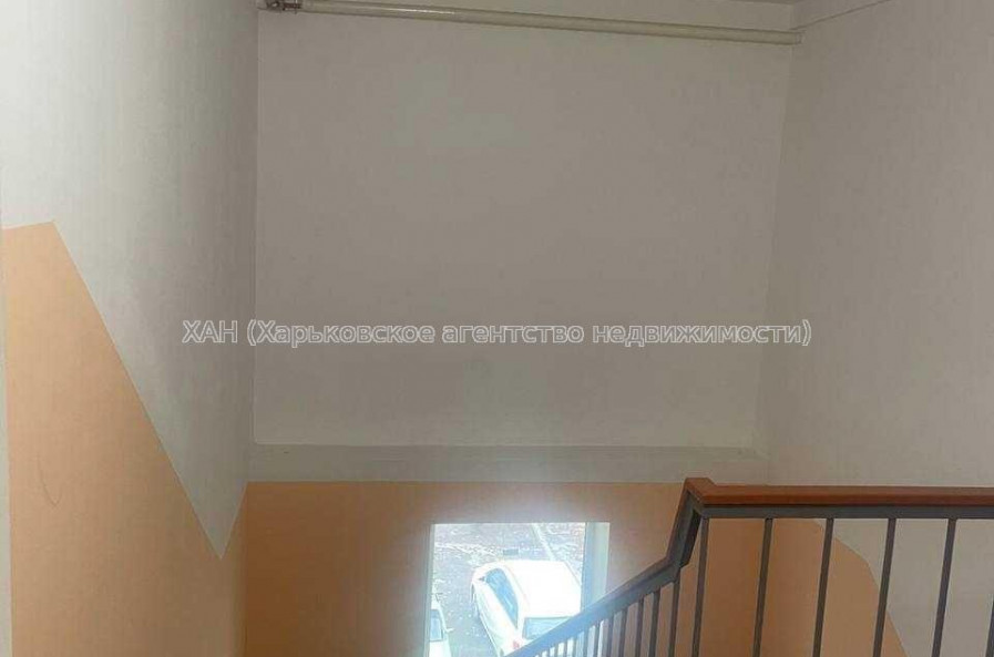 Продам квартиру, Шариковая ул. , 1  ком., 15.70 м², капитальный ремонт 