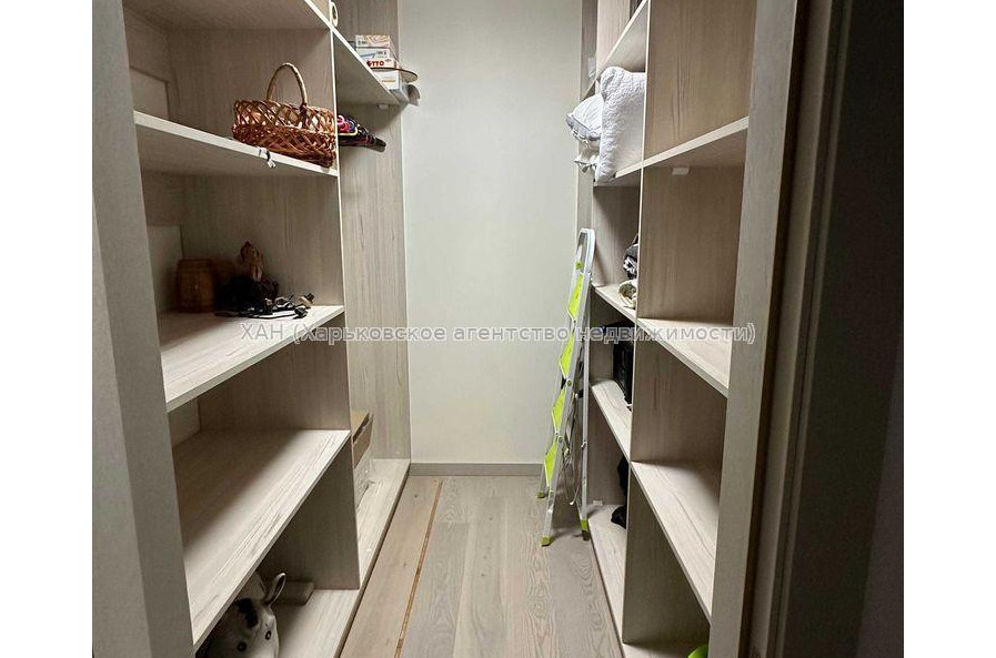 Продам квартиру, Кричевского ул. , 2  ком., 85 м², авторский дизайн 