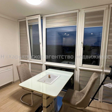 Продам квартиру, Кричевского ул. , 2  ком., 85 м², авторский дизайн 