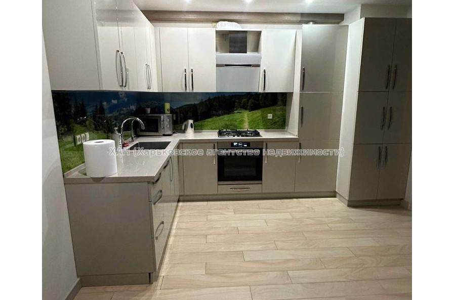 Продам квартиру, Кричевского ул. , 2  ком., 85 м², авторский дизайн 