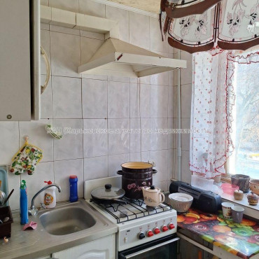 Продам квартиру, Мира ул. , 2 кім., 44 м², советский ремонт 
