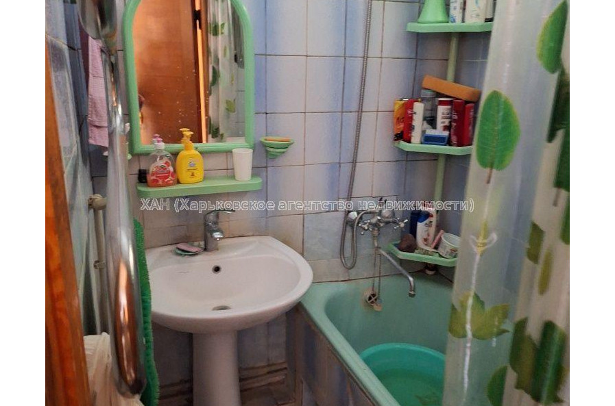 Продам квартиру, Мира ул. , 2 кім., 44 м², советский ремонт 