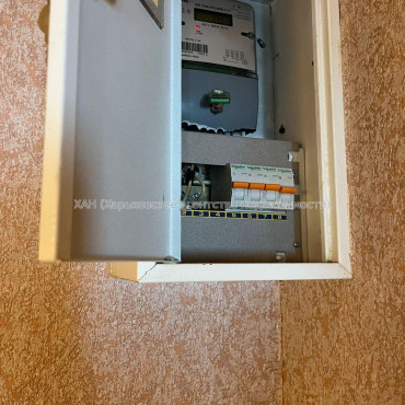 Продам квартиру, Александровский просп. , 1  ком., 29 м², косметический ремонт 