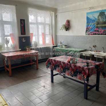 Продам квартиру, Александровский просп. , 1  ком., 29 м², косметический ремонт 