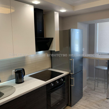 Продам квартиру, Победы просп. , 1  ком., 46 м², авторский дизайн 