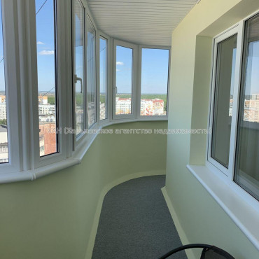 Продам квартиру, Победы просп. , 1  ком., 46 м², авторский дизайн 