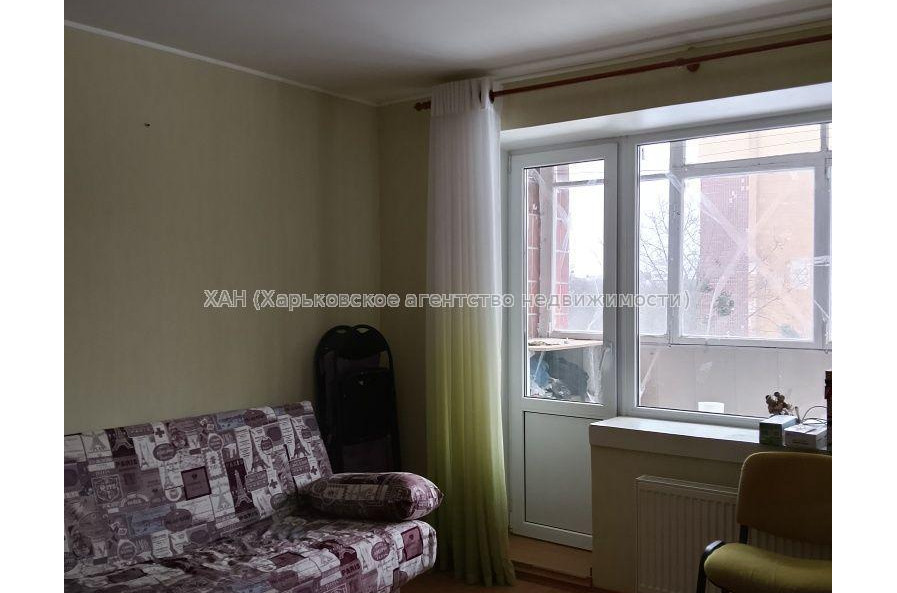 Продам квартиру, Вальтера ул. , 1 кім., 37 м², евроремонт 