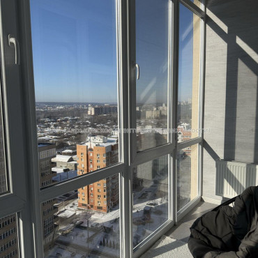 Продам квартиру, Клочковская ул. , 2  ком., 81 м², авторский дизайн 