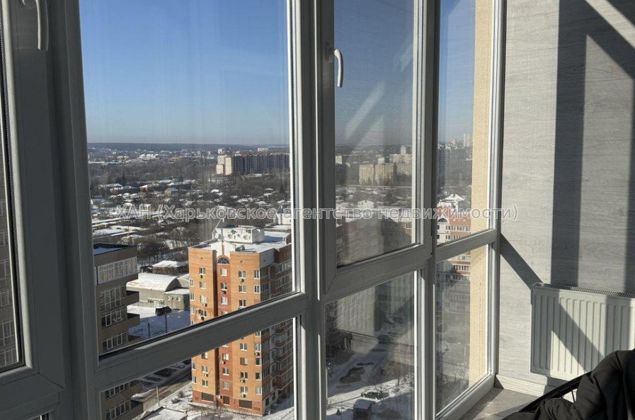 Продам квартиру, Клочковская ул. , 2  ком., 81 м², авторский дизайн 