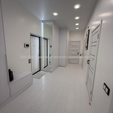 Продам квартиру, Клочковская ул. , 2  ком., 81 м², авторский дизайн 