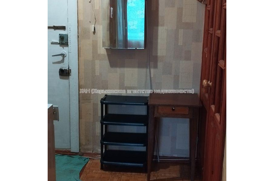 Продам квартиру, Барабашова академика ул. , 38 , 1 кім., 33 м², советский ремонт 