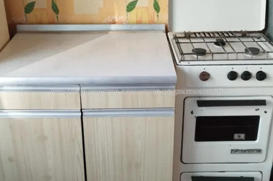 Продам квартиру, Барабашова академика ул. , 38 , 1 кім., 33 м², косметический ремонт 