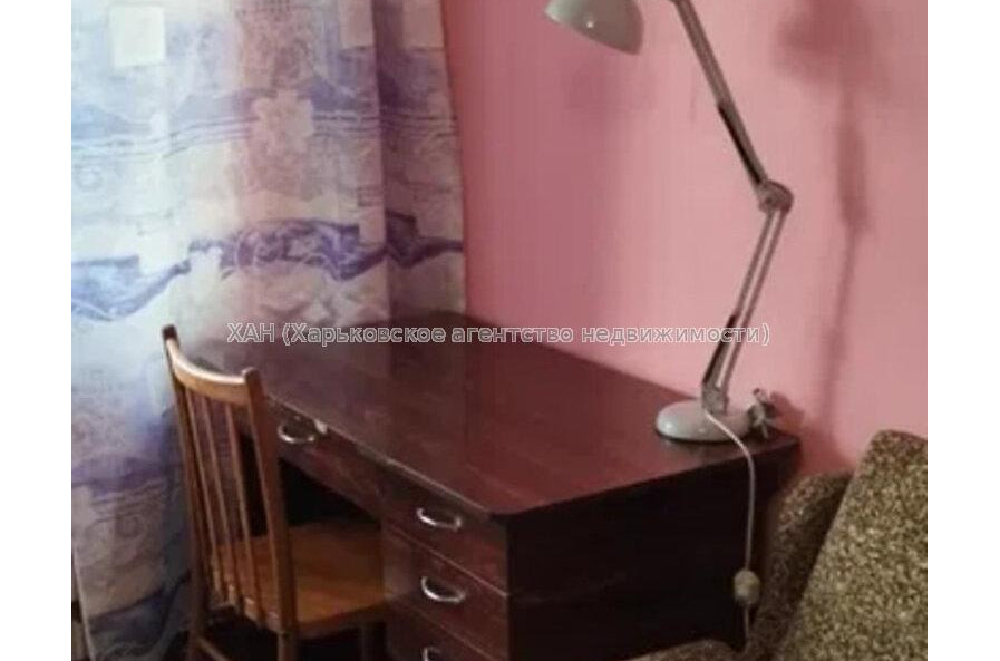 Продам квартиру, Барабашова академика ул. , 38 , 1 кім., 33 м², косметический ремонт 