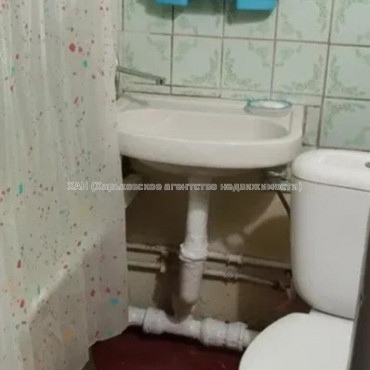 Продам квартиру, Барабашова академика ул. , 38 , 1 кім., 33 м², косметический ремонт 