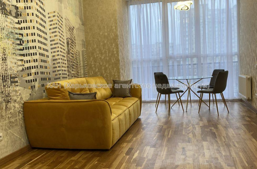 Продам квартиру, Европейская ул. , 2  ком., 59 м², авторский дизайн 