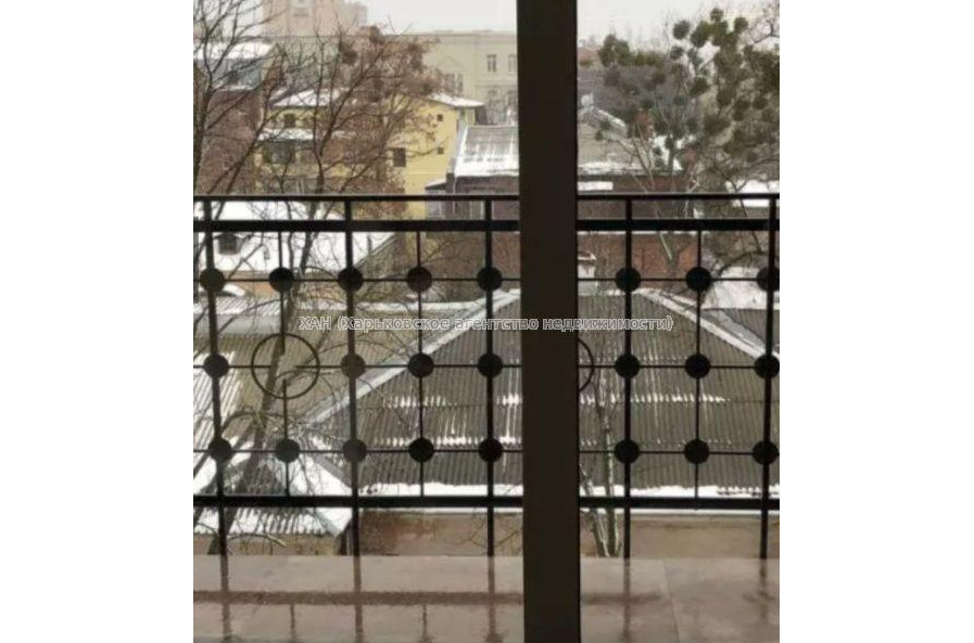 Продам квартиру, Чернышевская ул. , 1  ком., 72 м², авторский дизайн 