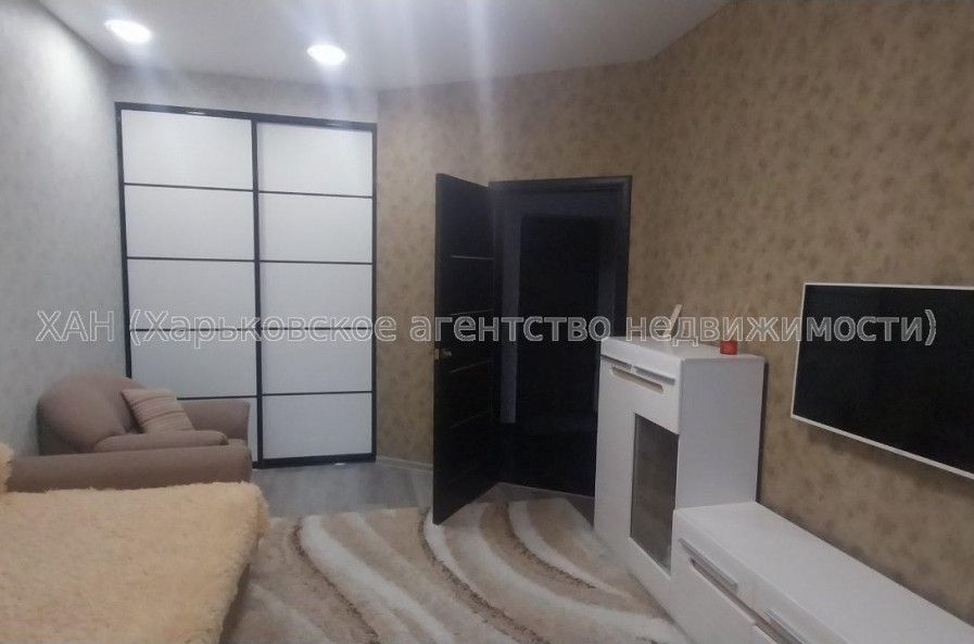 Продам квартиру, Библика ул. , 4 , 1  ком., 36 м², капитальный ремонт 