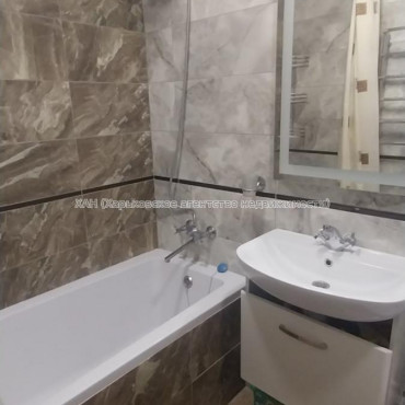 Продам квартиру, Библика ул. , 4 , 1  ком., 36 м², капитальный ремонт 