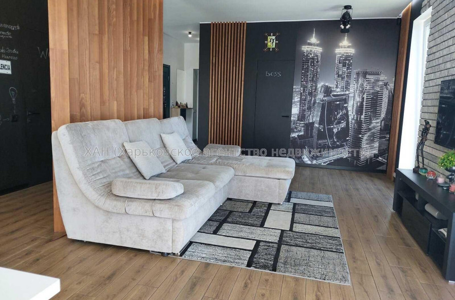Продам будинок, Аскольдовская ул. , 145 м², 15 соток, евроремонт 