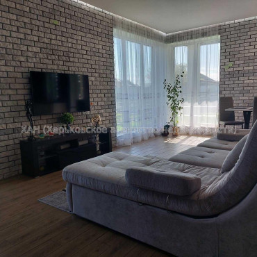 Продам будинок, Аскольдовская ул. , 145 м², 15 соток, евроремонт 