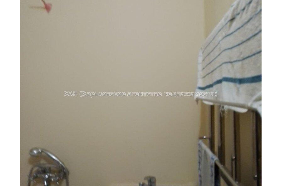 Продам квартиру, Золочевская ул. , 1 кім., 39 м², косметический ремонт 