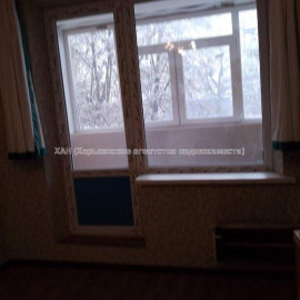 Продам квартиру, Золочевская ул. , 1 кім., 39 м², косметический ремонт