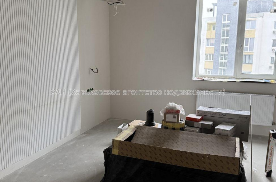 Продам квартиру, Франковская ул. , 2  ком., 66.80 м², частичный ремонт 