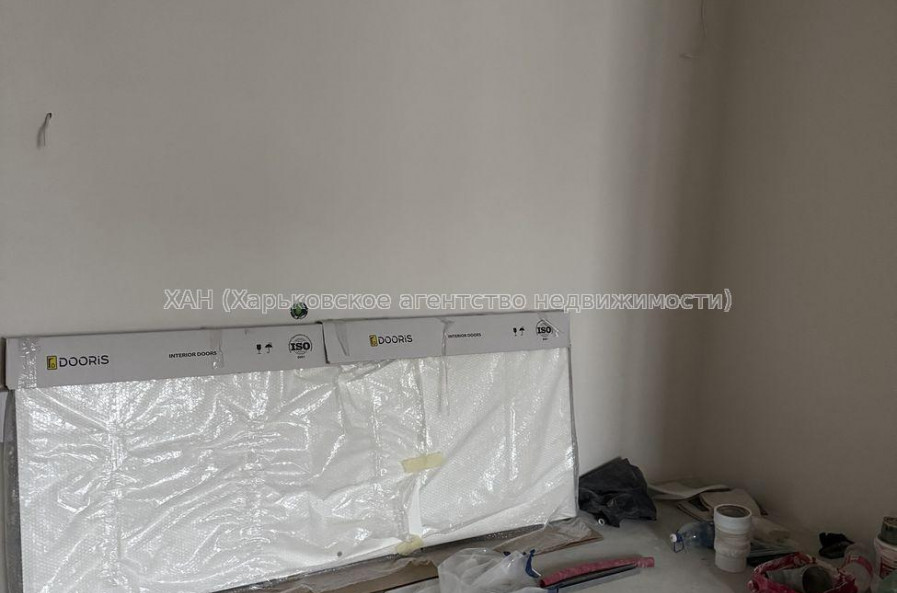 Продам квартиру, Франковская ул. , 2  ком., 66.80 м², частичный ремонт 