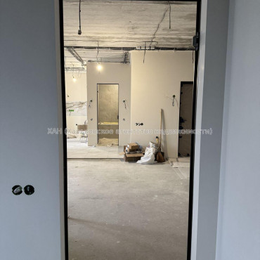 Продам квартиру, Франковская ул. , 2  ком., 66.80 м², частичный ремонт 