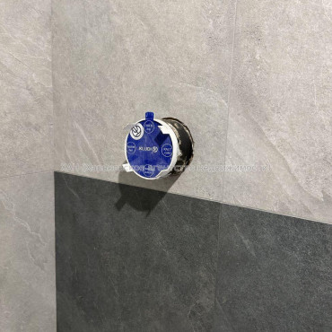 Продам квартиру, Франковская ул. , 2  ком., 66.80 м², частичный ремонт 