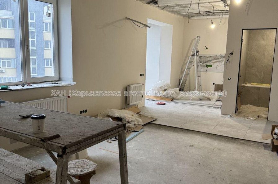 Продам квартиру, Франковская ул. , 2  ком., 66.80 м², частичный ремонт 