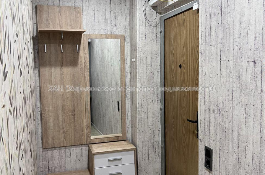 Продам квартиру, Каденюка ул. , 2 кім., 44 м², евроремонт 