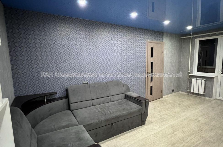 Продам квартиру, Каденюка ул. , 2 кім., 44 м², евроремонт 