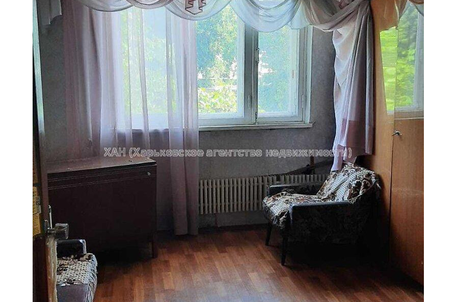 Продам квартиру, Клочковская ул. , 3 кім., 71 м², косметический ремонт 