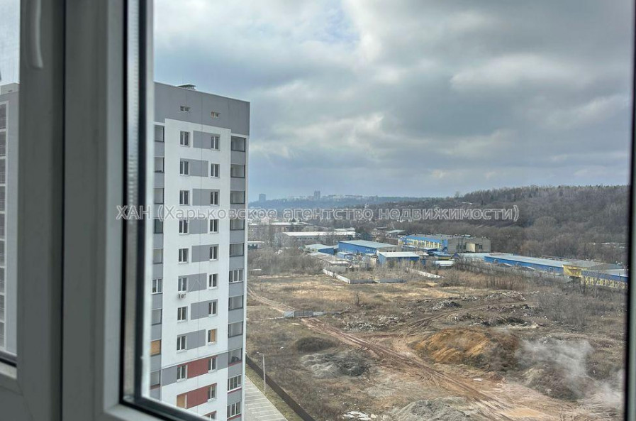 Продам квартиру, Шевченко ул. , 1 кім., 44 м², без внутренних работ 