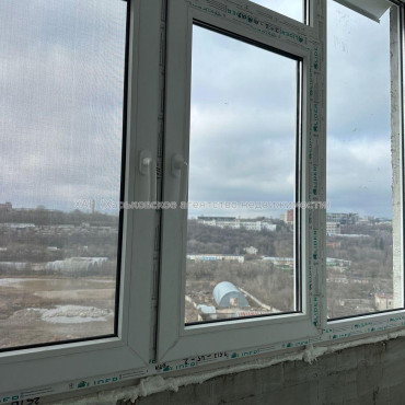 Продам квартиру, Шевченко ул. , 1 кім., 44 м², без внутренних работ 