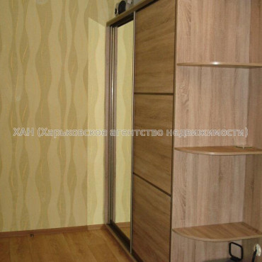 Продам квартиру, Героев Харькова просп. , 2  ком., 43.10 м², капитальный ремонт 