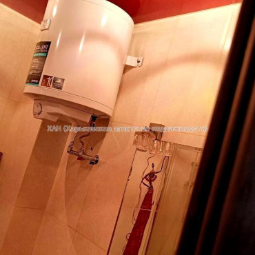 Продам квартиру, Аэрокосмический пр. , 1 кім., 54 м², капитальный ремонт 