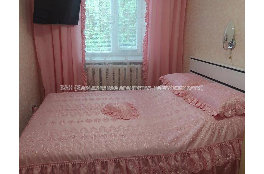 Продам квартиру, Каденюка ул. , 3 кім., 55.70 м², капитальный ремонт 