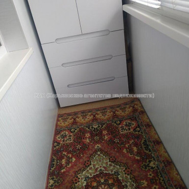 Продам квартиру, Каденюка ул. , 3 кім., 55.70 м², капитальный ремонт 