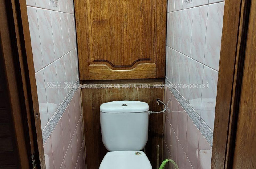 Продам квартиру, Старошишковская ул. , 3 кім., 72 м², капитальный ремонт 