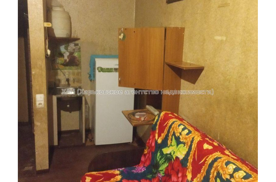 Продам квартиру, Библика ул. , 1  ком., 21 м², советский ремонт 