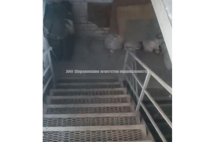 Продам квартиру, Большая Панасовская ул. , 3  ком., 80 м², без ремонта 