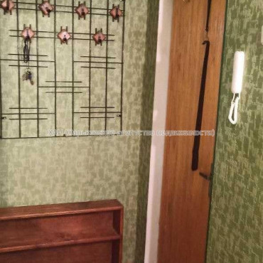 Продам квартиру, Защитников Неба ул. , 2 кім., 44 м², косметический ремонт 