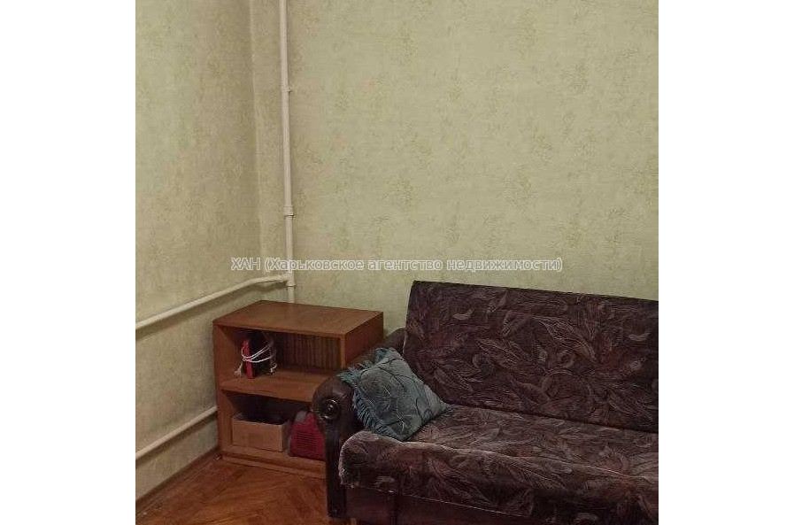 Продам квартиру, Защитников Неба ул. , 2 кім., 44 м², косметический ремонт 