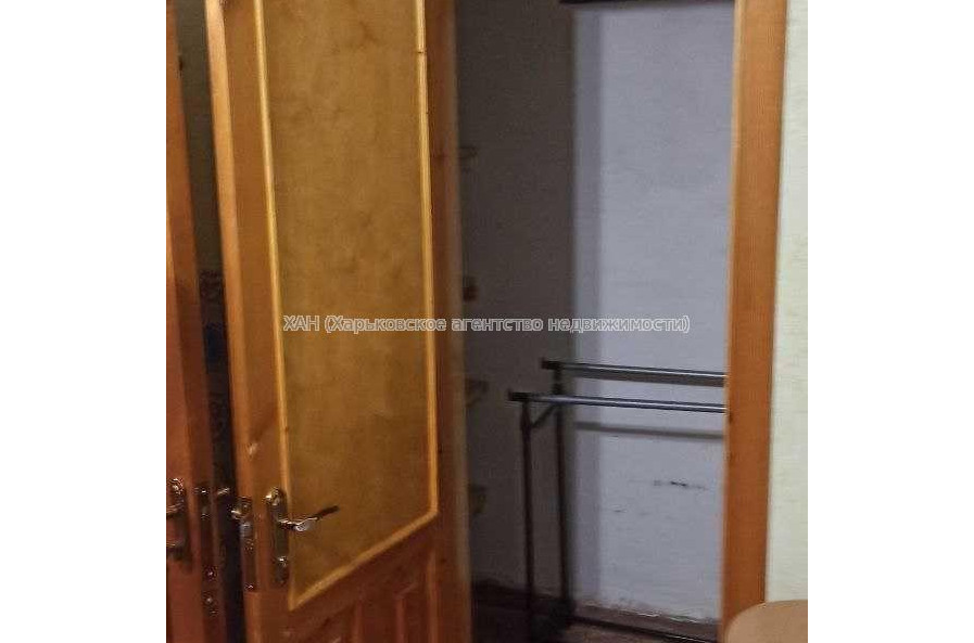 Продам квартиру, Защитников Неба ул. , 2 кім., 44 м², косметический ремонт 