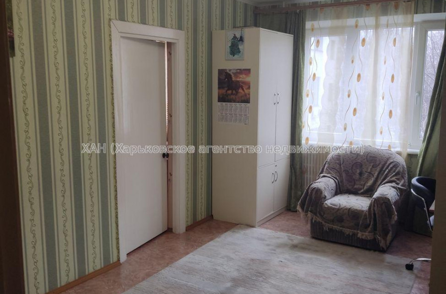 Продам квартиру, Академика Павлова ул. , 4 кім., 69.80 м², косметический ремонт 