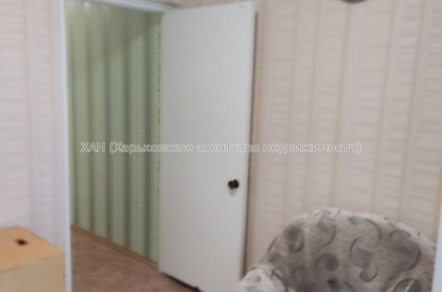 Продам квартиру, Академика Павлова ул. , 4 кім., 69.80 м², косметический ремонт 