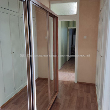 Продам квартиру, Академика Павлова ул. , 4 кім., 69.80 м², косметический ремонт 