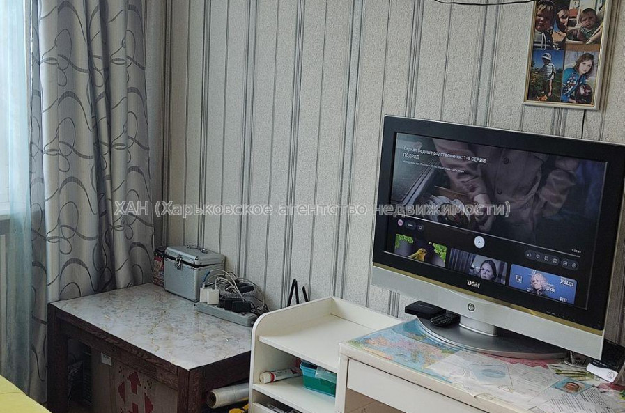 Продам квартиру, Академика Павлова ул. , 4 кім., 69.80 м², косметический ремонт 